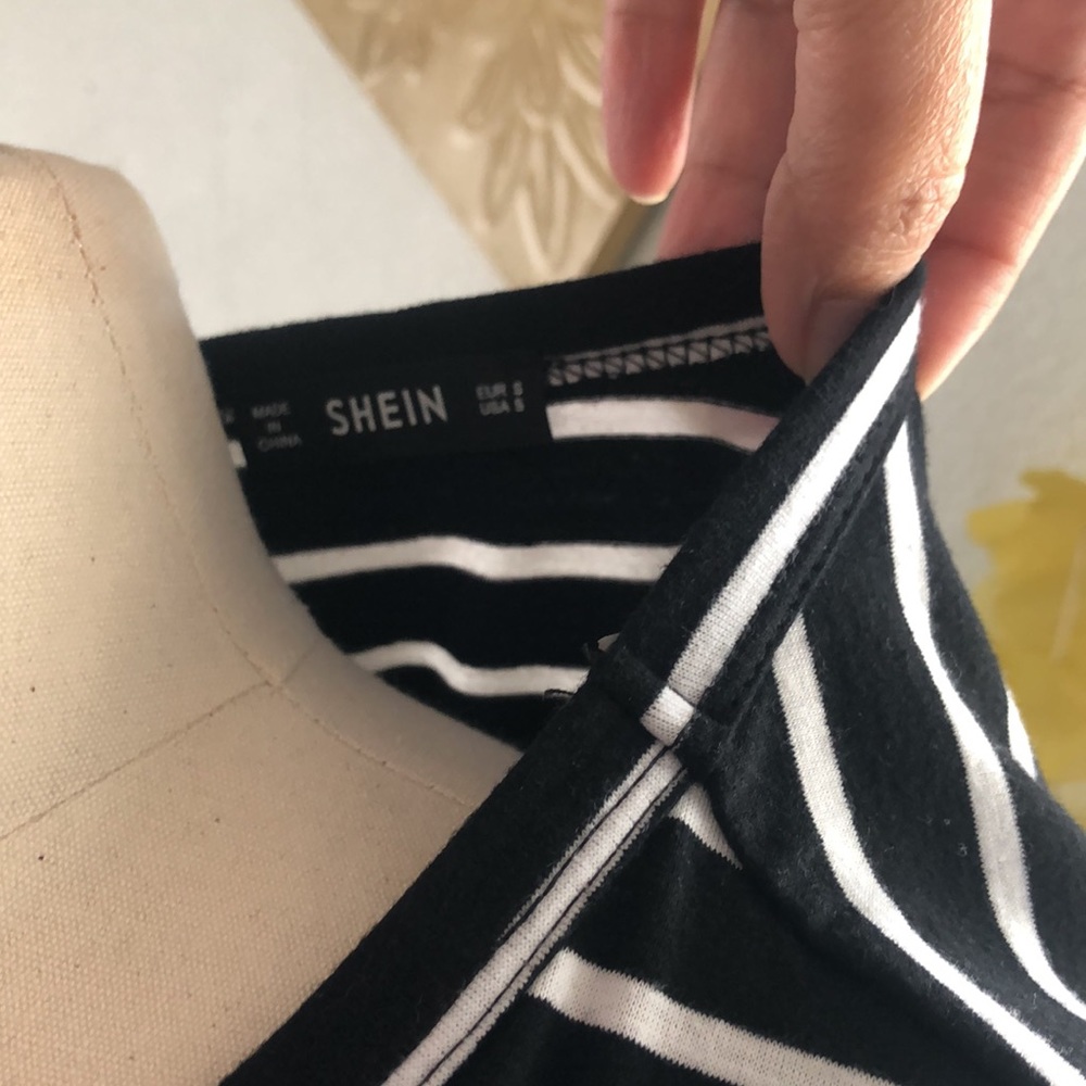 Shein top - Picture 5 of 5